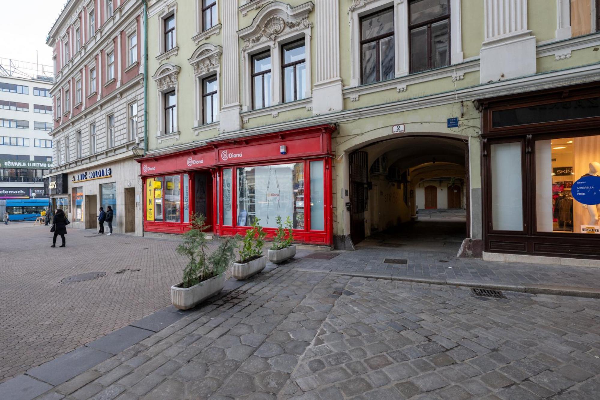Mandina Studios On A Main Square Загреб Екстер'єр фото